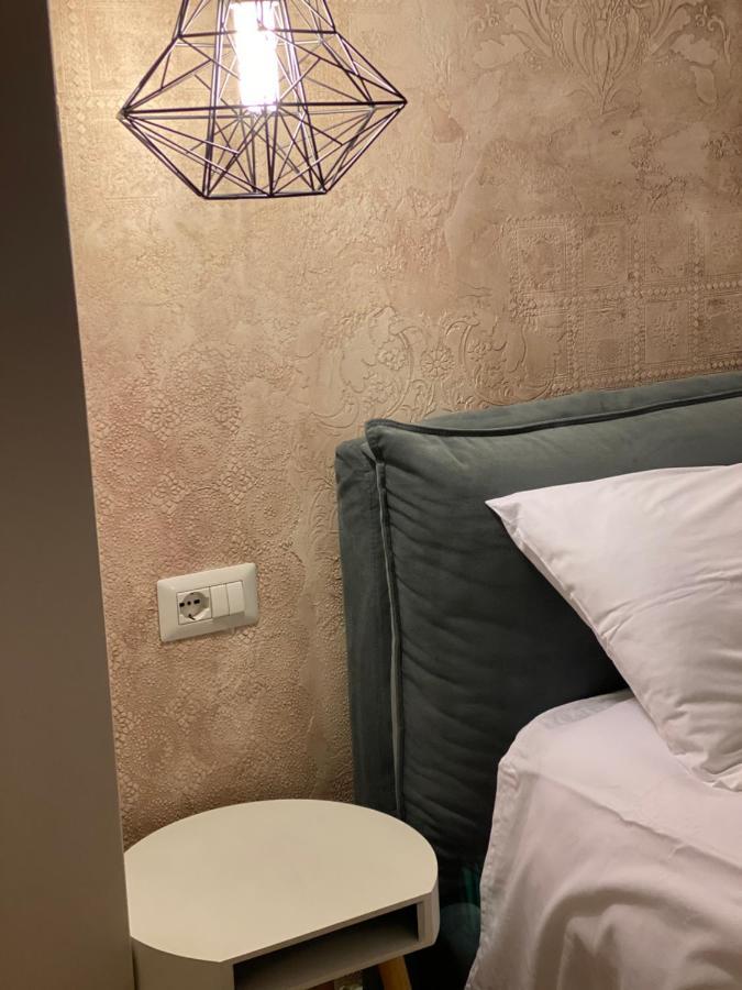 Mel'S Place Тирана Экстерьер фото