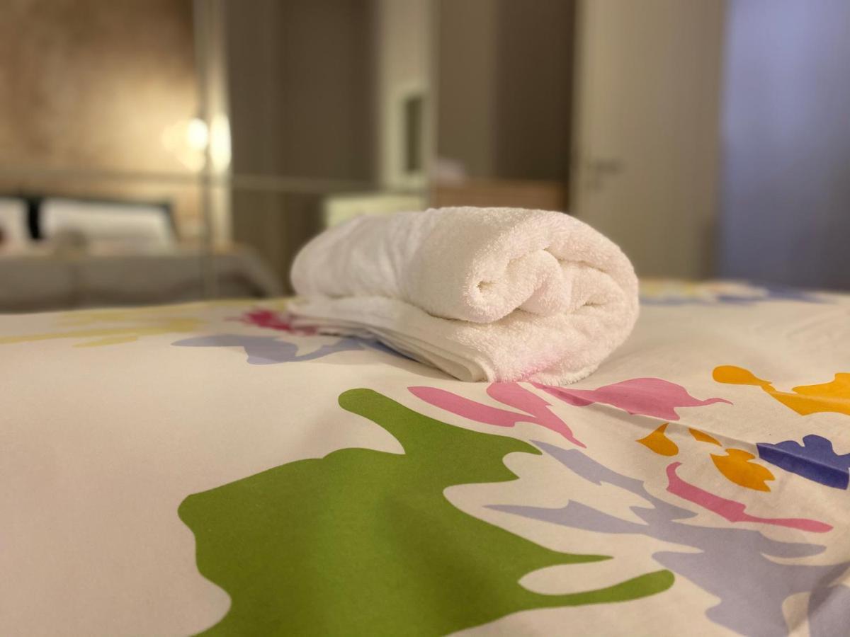 Mel'S Place Тирана Экстерьер фото